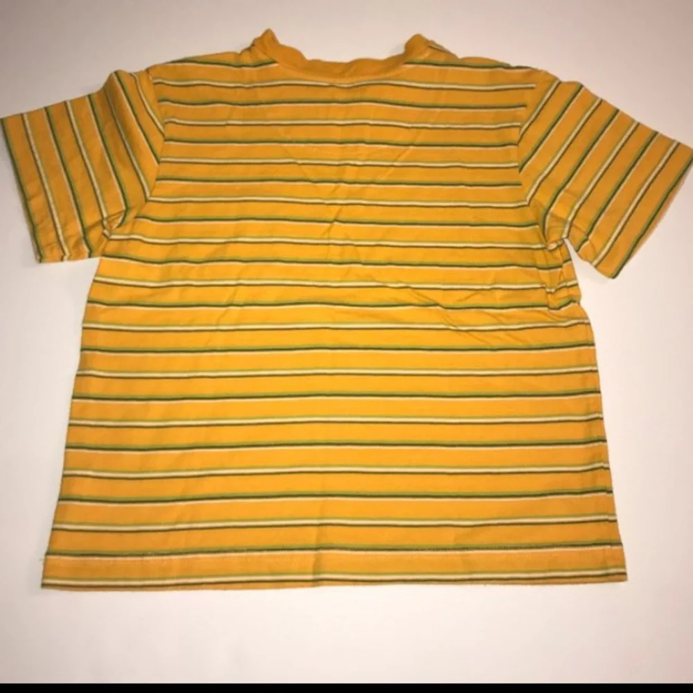 Early 00’s Y2K Vintage Boys Gap Short Sleeve TShirt Bundle of 2‎ Size: 6/7